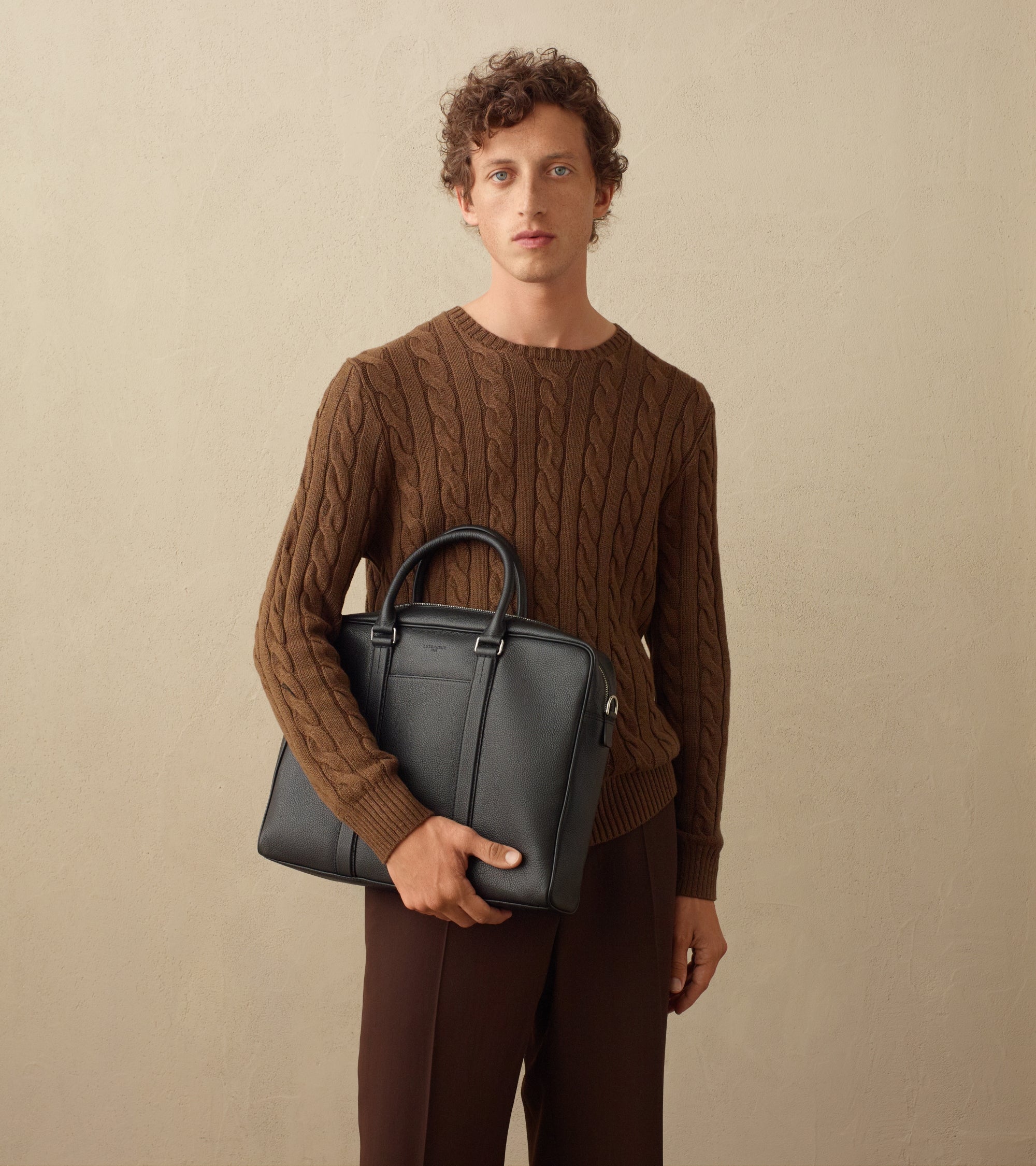 Porte documents 15" Charles en cuir grainé moyen modèle