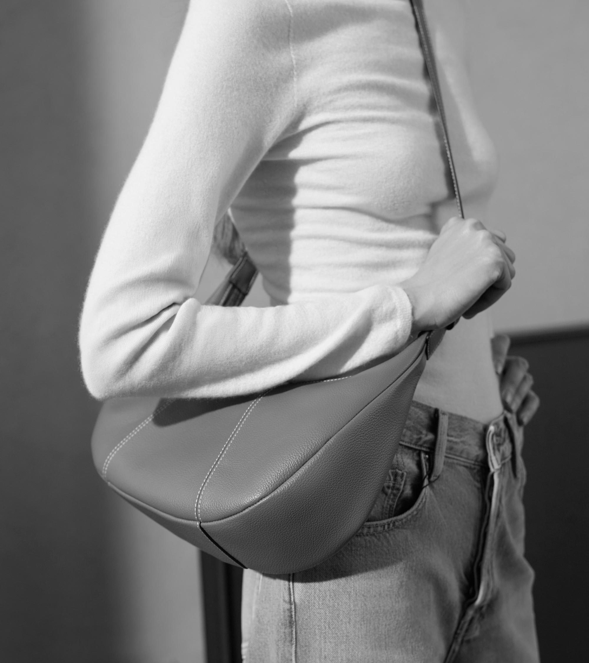 Bolso hobo pequeño Juliette de cuero granulado