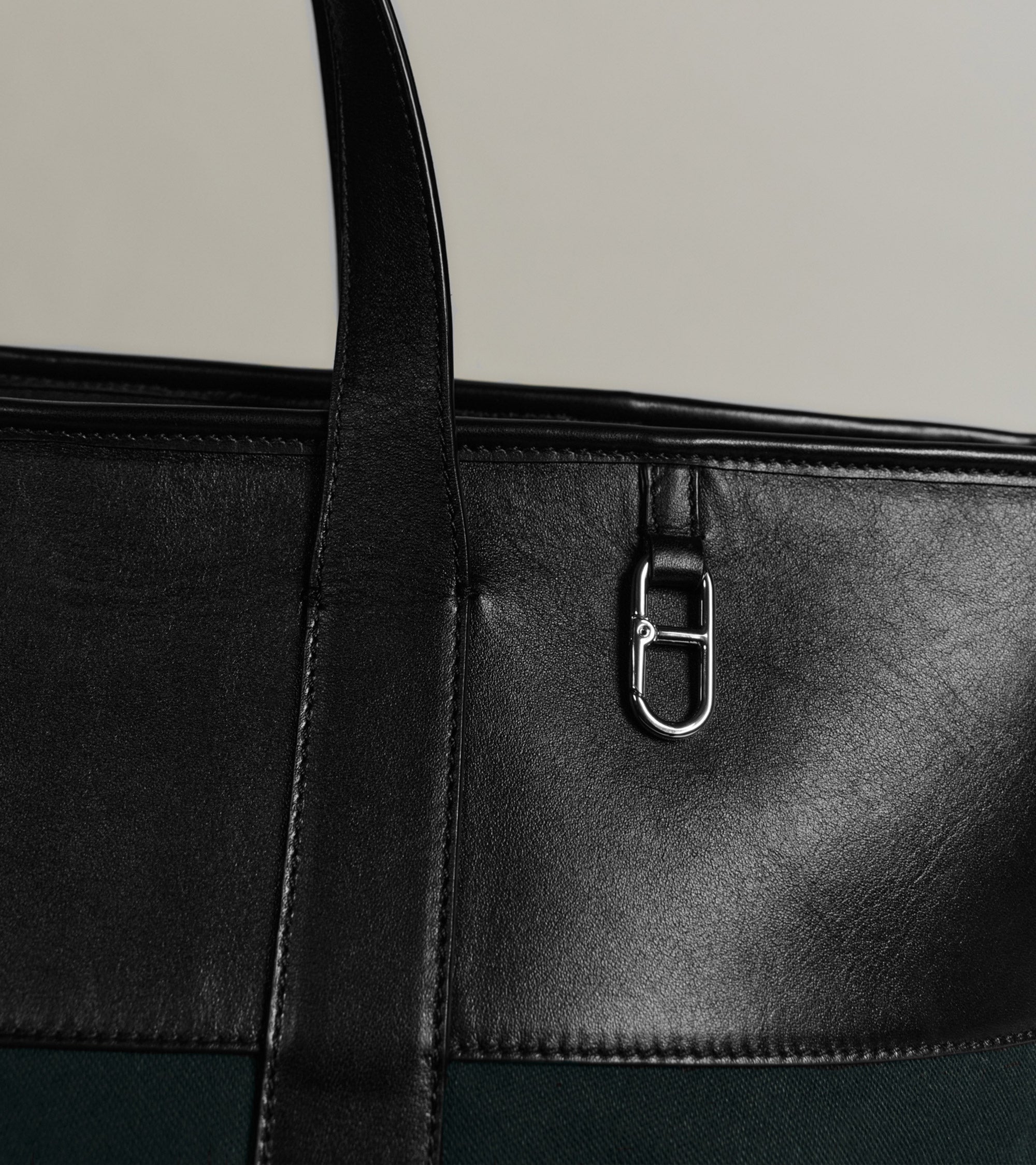 Sac cabas porté main Le Tanneur x HAST en cuir lisse et toile coton